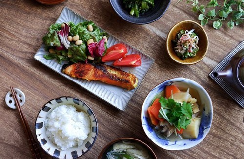 女性の標準体重って？標準体重を目指すポイント！
