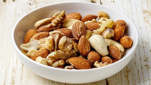 ダイエット中の食事って？健康的に痩せるポイント！
