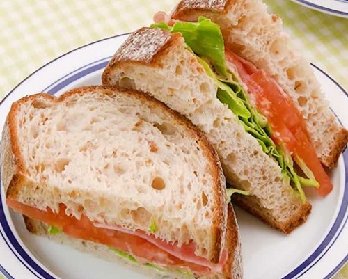 ダイエット中の食事って？健康的に痩せるポイント！
