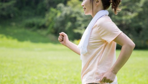 内臓脂肪を減らすには?食事と運動のポイント!